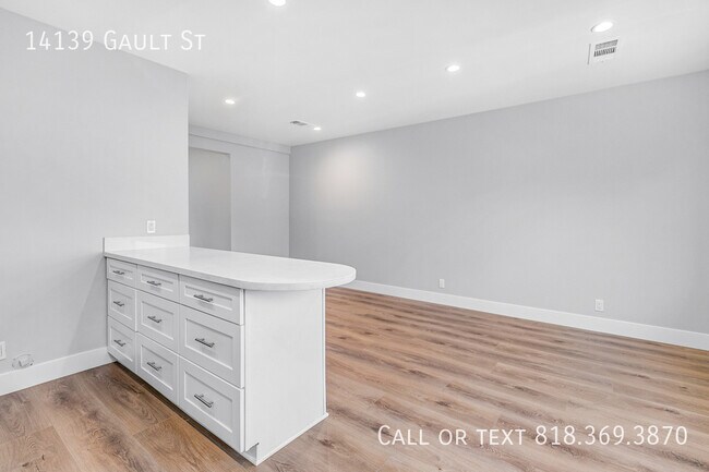 Foto del edificio - 14139 Gault St