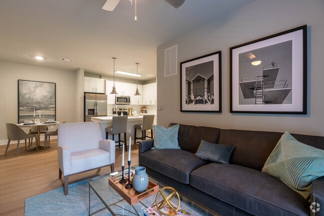 2BR, 2BA - 1,128SF - LUCA St. Augustine