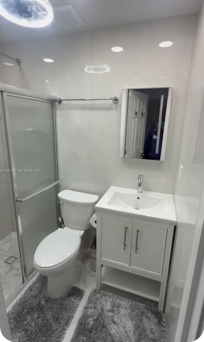 Foto del edificio - 3316 NW 36th Ave