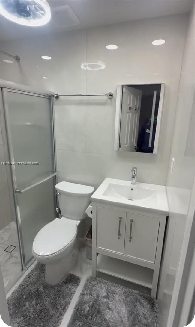 Building Photo - 3316 NW 36th Ave