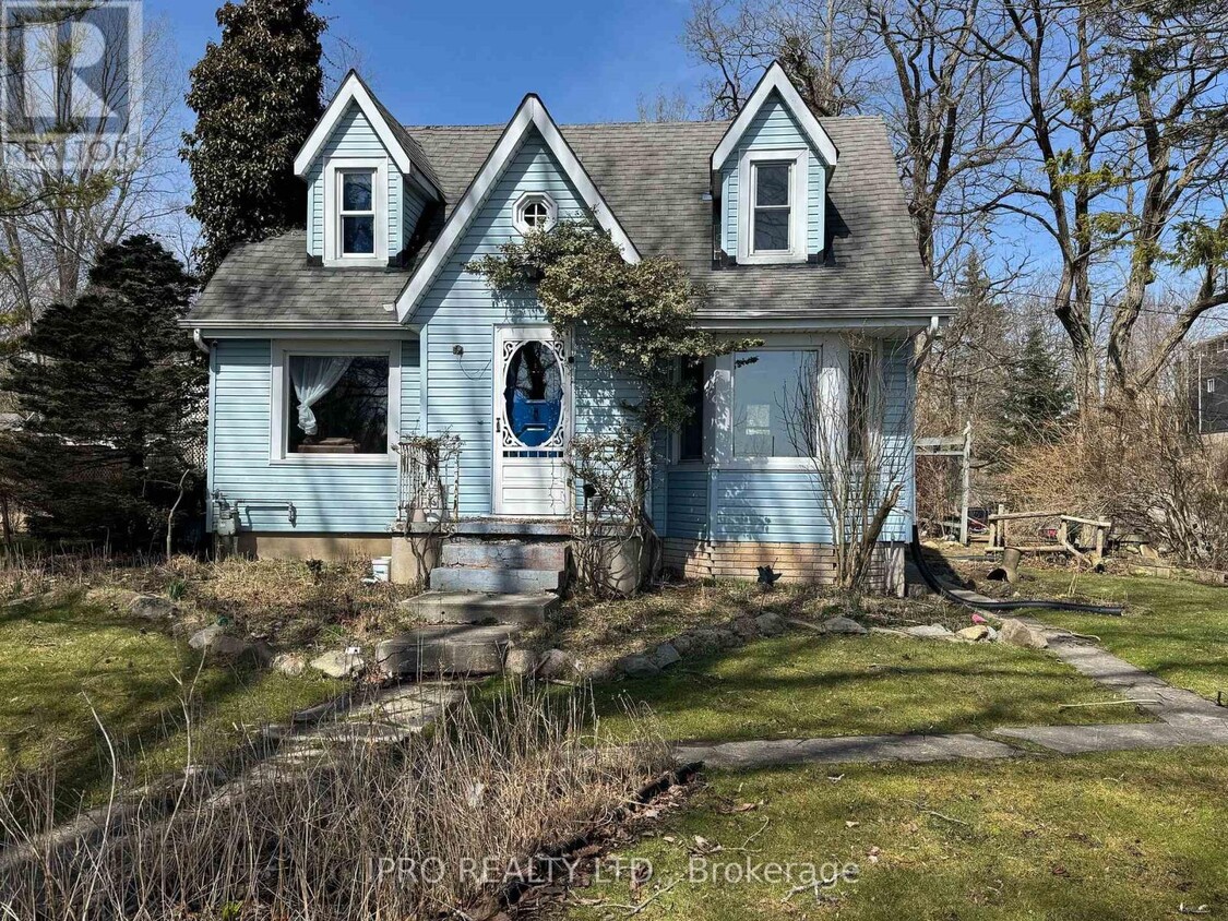Primary Photo - 329 George St