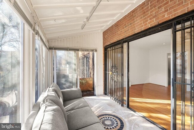 Building Photo - 500 G St SW