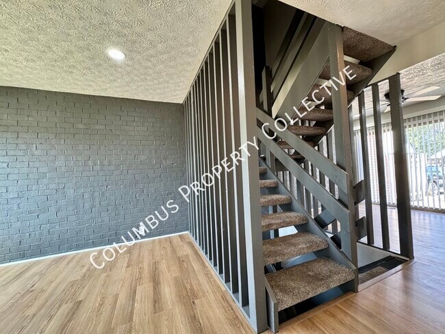 Building Photo - 3468 Walnut Dr