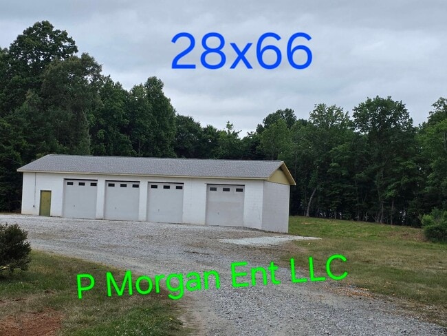 Building Photo - Ready to Move in