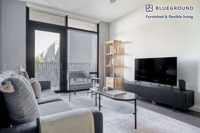 Foto del edificio - 690 Long Bridge St