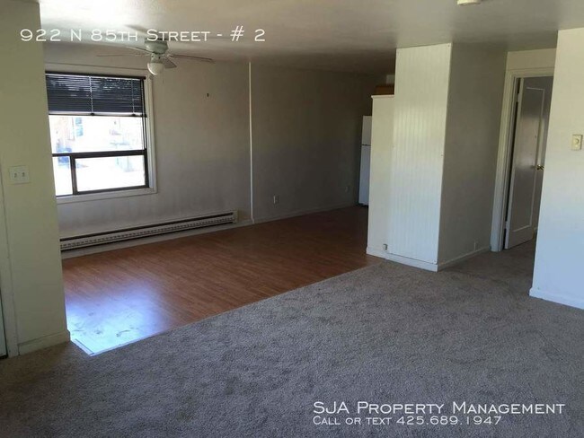 Foto del edificio - Cozy and Convenient Green Lake Apartment!