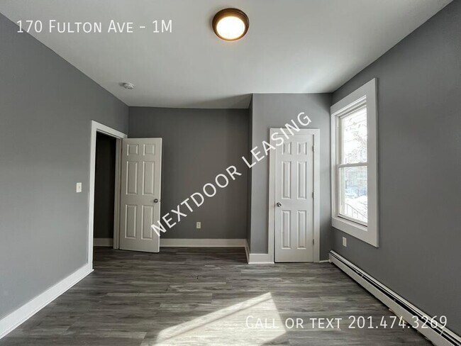 Foto del edificio - 170 Fulton Ave