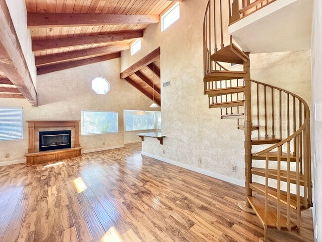 Building Photo - Beautiful Home, in Quiet Country Setting, Large, Private, Fenced Yard Space, with Landscaper Incl...