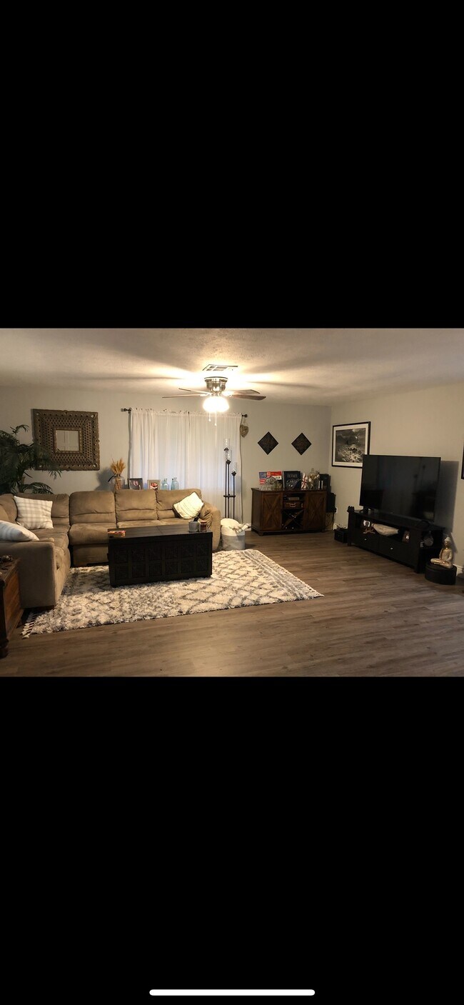 205 Glen Ellen Dr, Pineville, LA 71360 House Rental in Pineville, LA