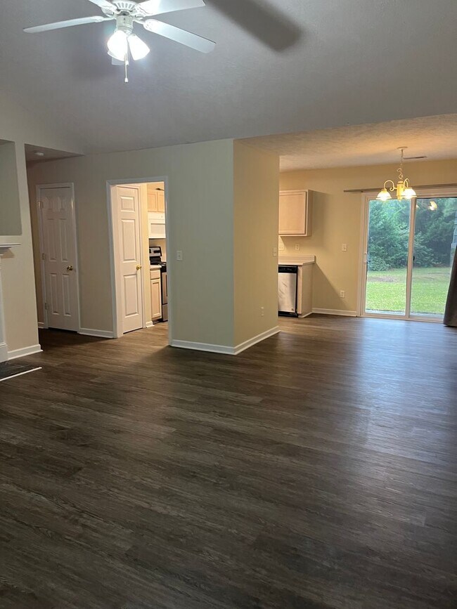 Building Photo - 4508 Alder Ridge Rd