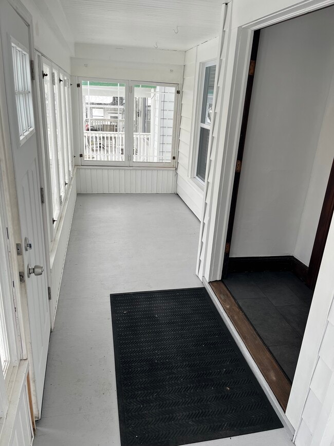 Building Photo - 351 Tennyson Ave