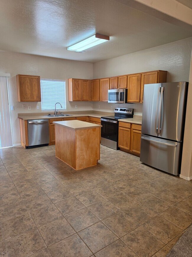 Foto del edificio - 3bed//2bath in San Tan Valley