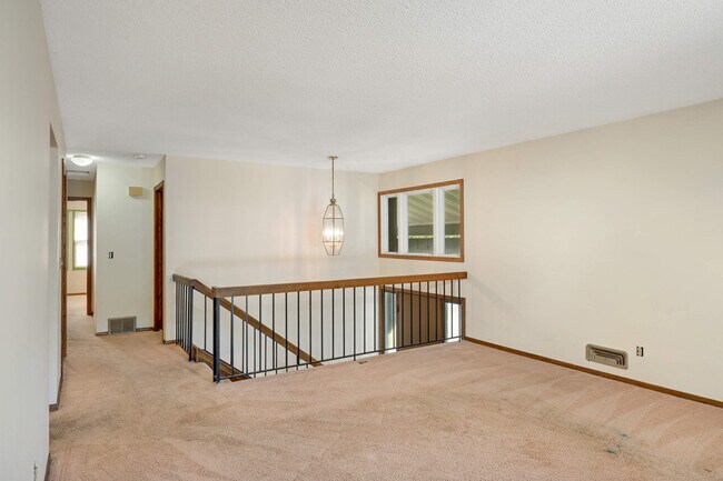 Building Photo - 11110 Utica Ave S