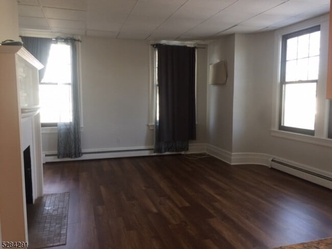 Building Photo - 288 Montgomery St