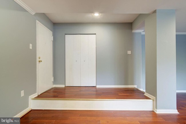 Foto del edificio - 15712 Dorset Rd