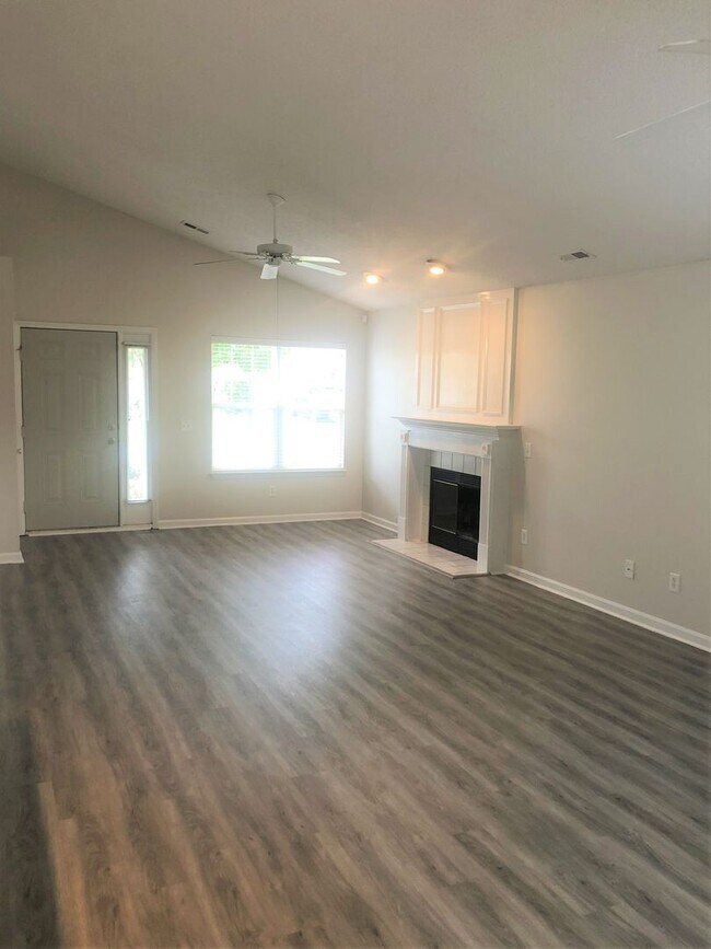 Building Photo - NORTHCHASE