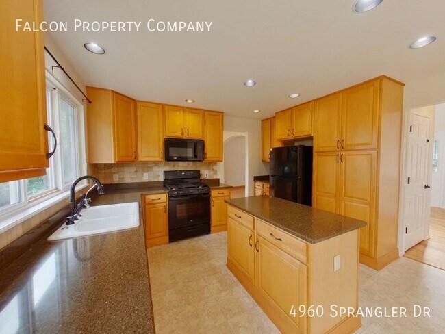 Building Photo - Amazing Home in Stetson Hills! - Available...