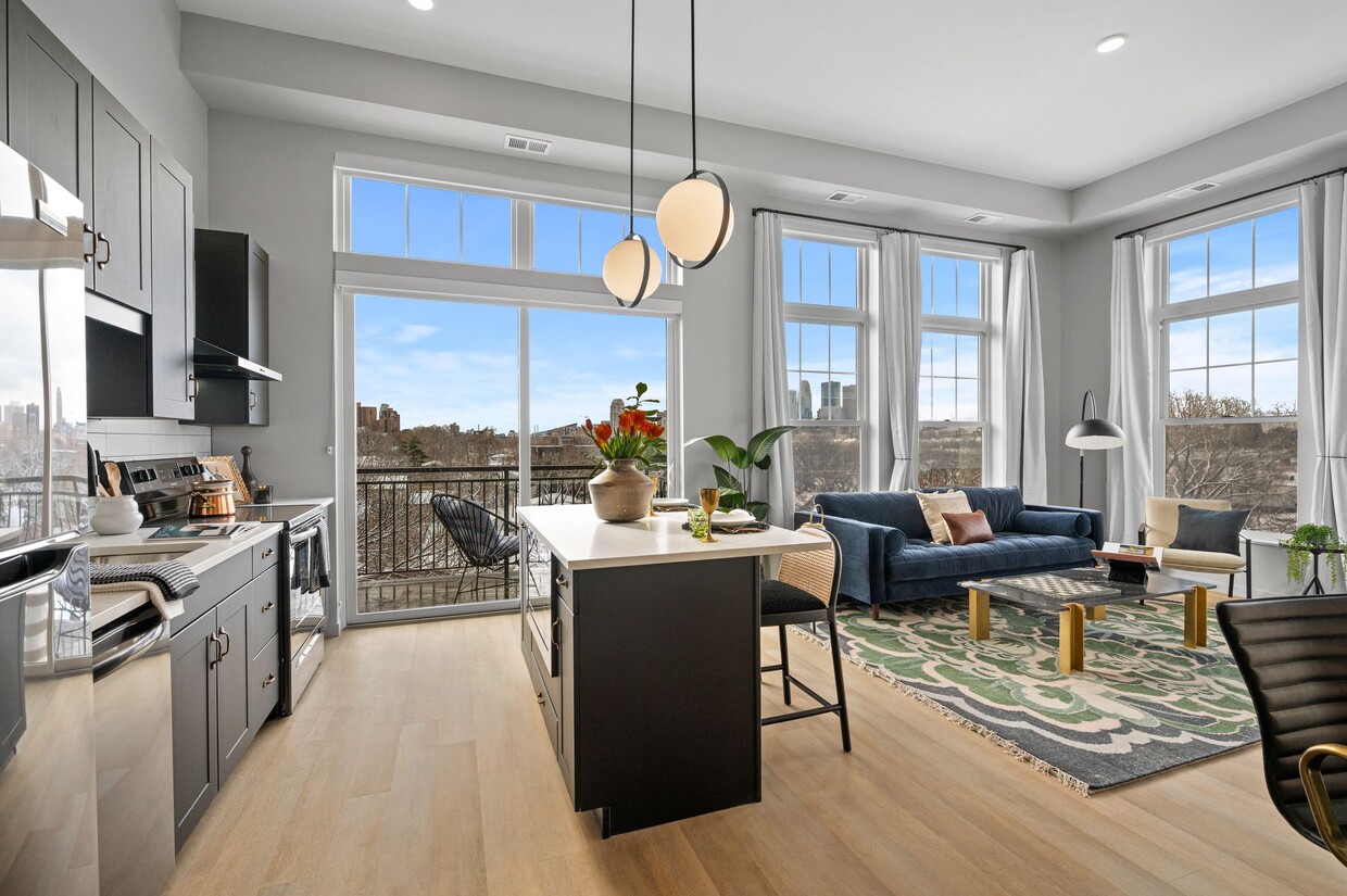 Primary Photo - 1000 Main Street Apartments