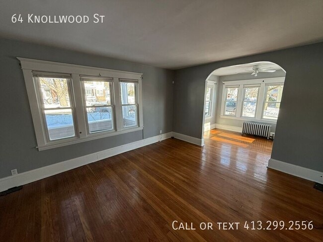 Foto del edificio - 64 Knollwood St