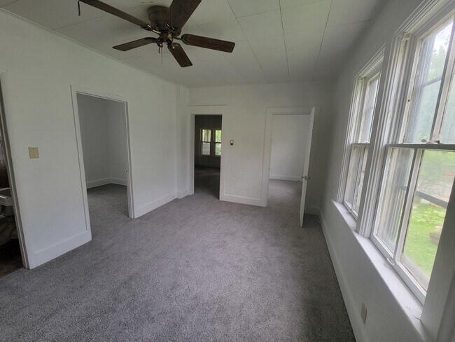 Foto del edificio - 2560 S Austin St