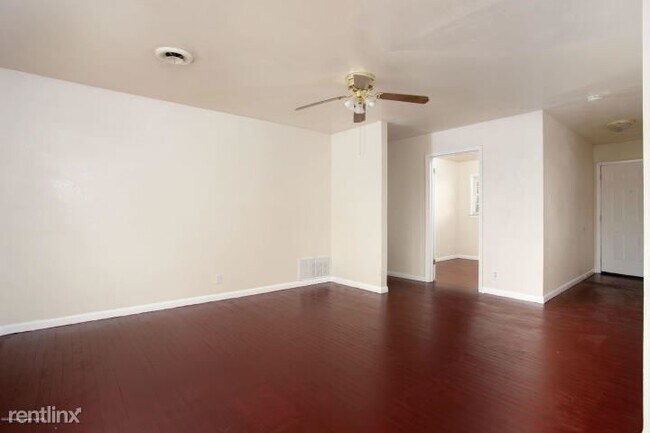 Building Photo - 3 br, 1 bath House - 1313 Bell Street