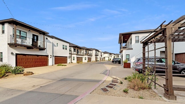 Foto del edificio - 203 Brentwood Dr
