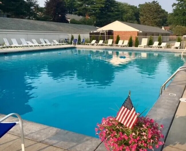 Piscina - 4054 Stonehenge Dr