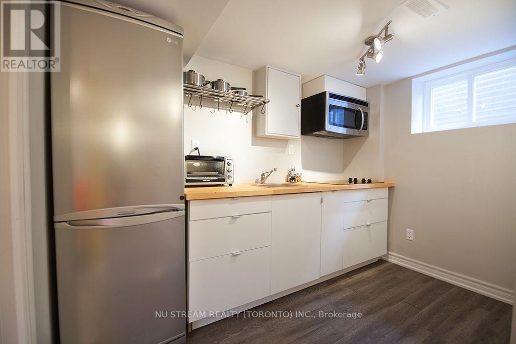 Building Photo - 56 Logandale Rd