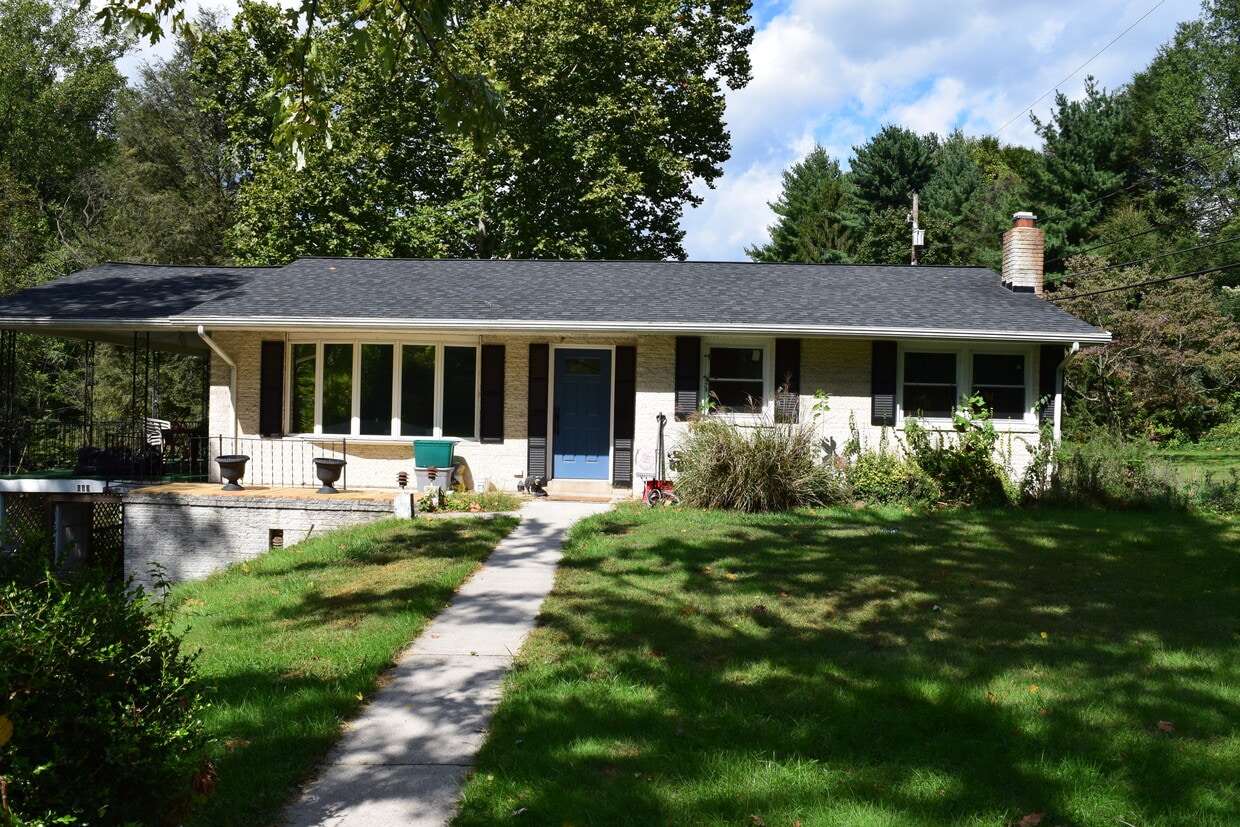 999 Sunnyside Rd, Hummelstown, PA 17036 House Rental in Hummelstown