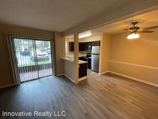 Building Photo - 1 br, 1 bath House - 3032 Antique Oaks Cir...