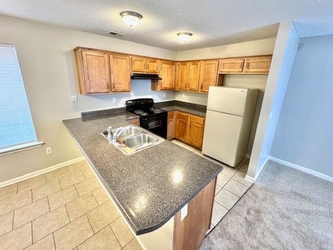 Building Photo - Now Leasing A 3 Bedroom 2.5 Bath Home In C...