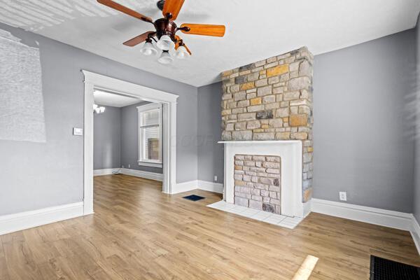 Foto del edificio - 571 Gilbert St