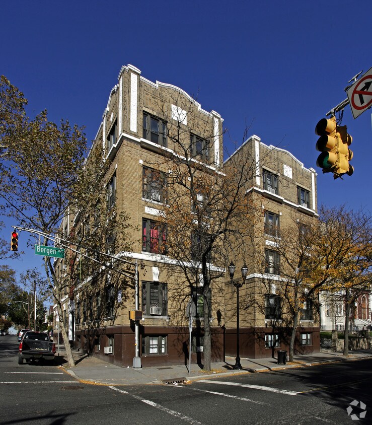 Foto principal - Hudson 47 Apartments