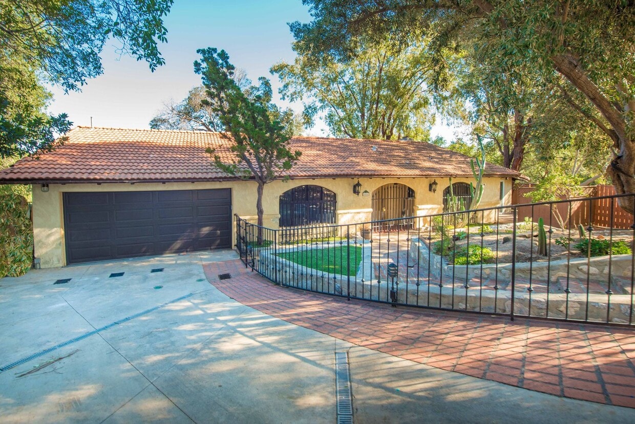 Foto principal - Anaheim Hills