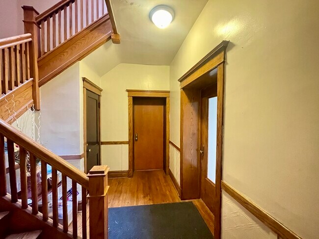 Building Photo - 2103 N Spaulding Ave