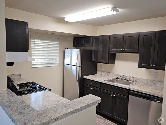 Updated Kitchen - Broadstone at River Oaks