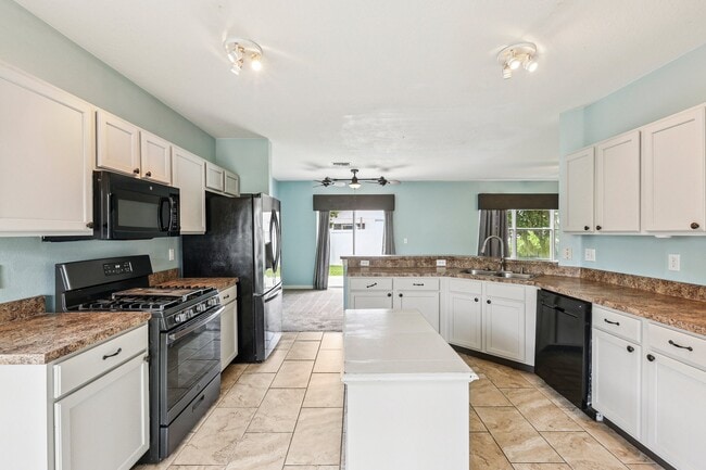 Foto del edificio - 3518 Foray Ln