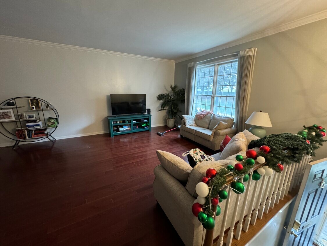 11853 Sherbourne Dr, Timonium, MD 21093 Townhome Rentals in Timonium