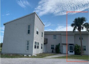 Building Photo - 646 Eldorado St
