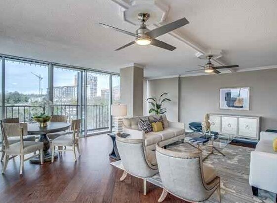 Foto del edificio - 3310 Fairmount-14111