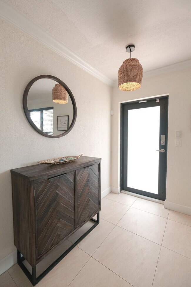 Foto del edificio - 1015 NE 89th St