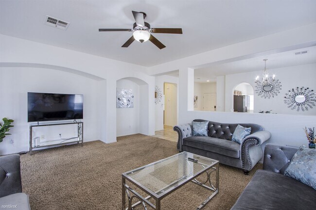 Building Photo - 3 br, 2 bath House - 29 Blue Sunrise Avenue
