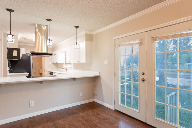 Foto del edificio - 174 Burnett Ave