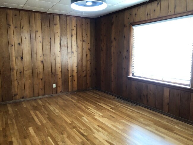 Foto del edificio - 620 NE Maiden Ln