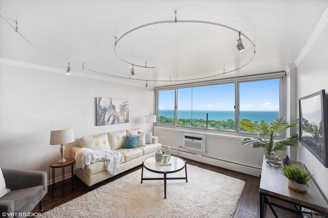 Foto del edificio - 2144 N Lincoln Park W