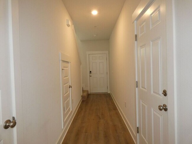 Foto del edificio - 9637 Nature Creek Blvd