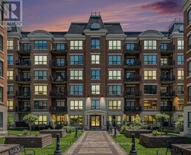 Building Photo - 955 Beauparc Private