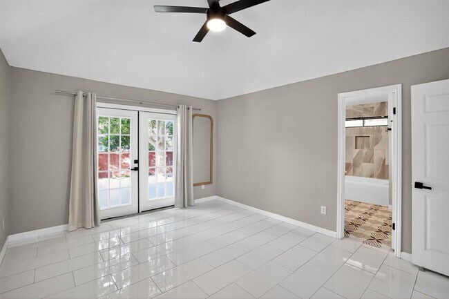 Foto del edificio - 505 Oak Ridge Dr