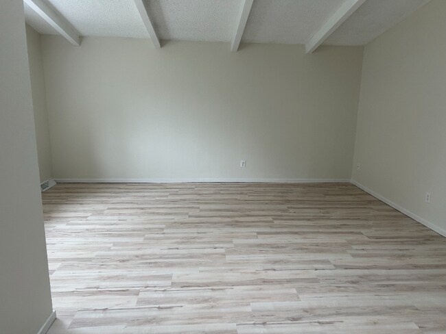 Photo - 2620 Lloyd Cir Apartment