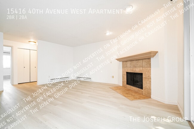Building Photo - 15416 40th Ave W